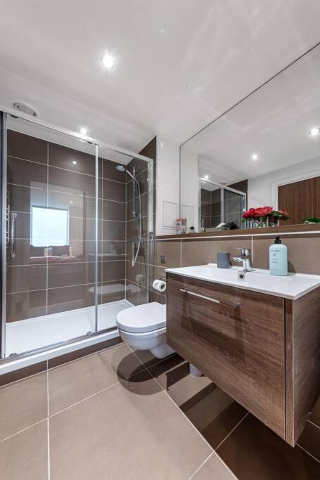 Cozy One Bedroom Flat 20 Mins Central London Bp142 מראה חיצוני תמונה